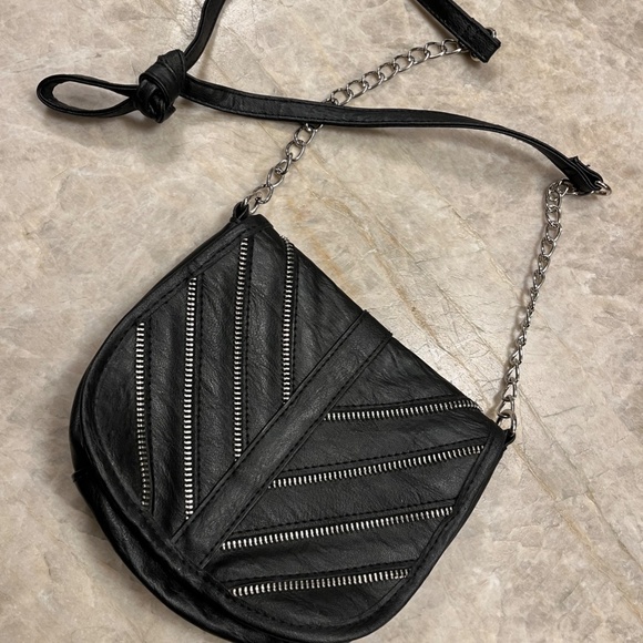 YOUTH - tween faux leather crossbody purse - Picture 1 of 3